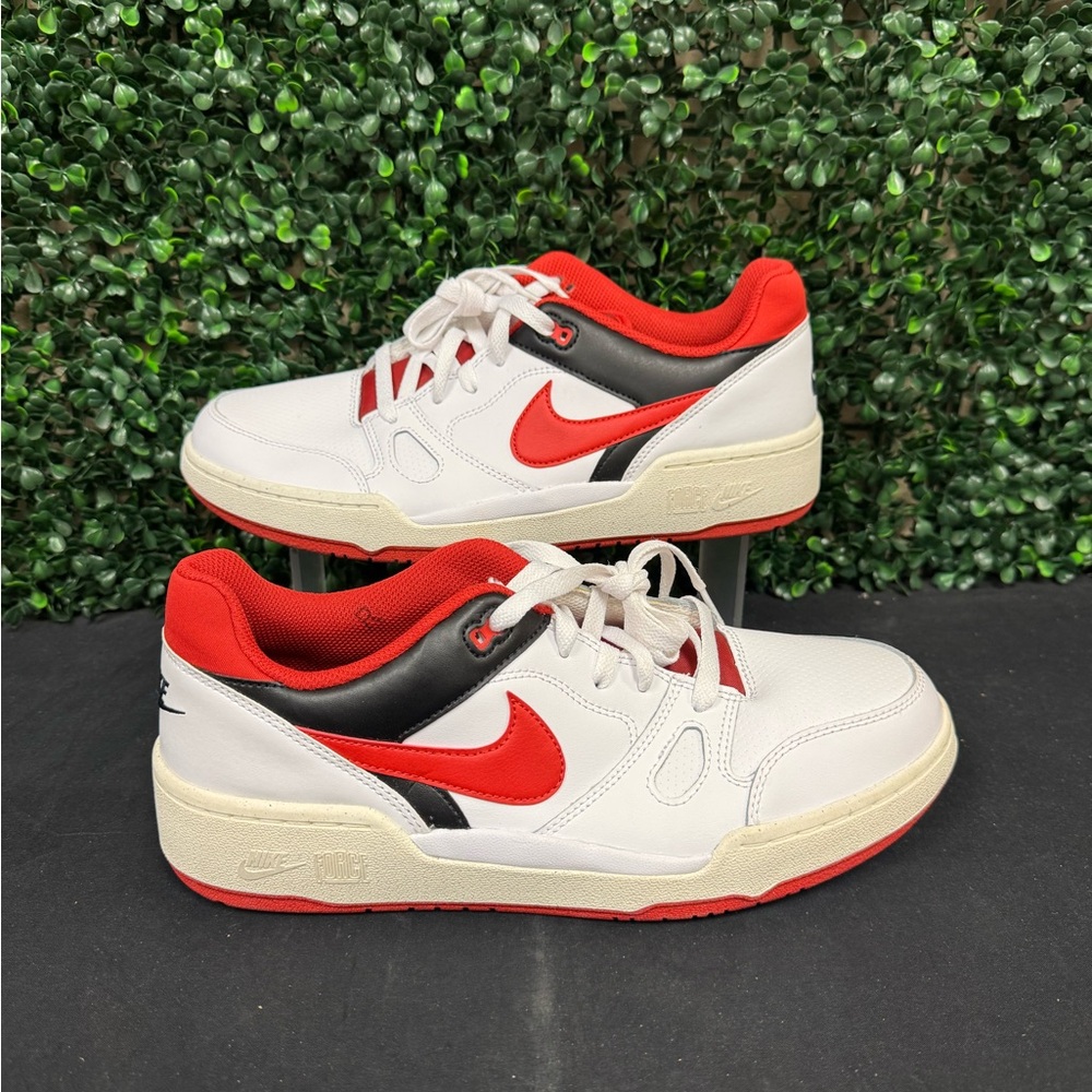 Nike Full Force Low Sneaker - M10